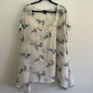 Torrid Bird Print Sharkbite Hem Blouse